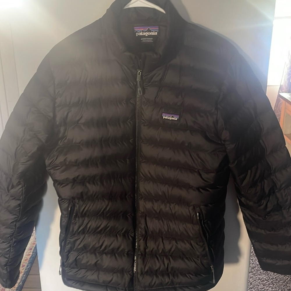 Patagonia men’s black jacket zip up